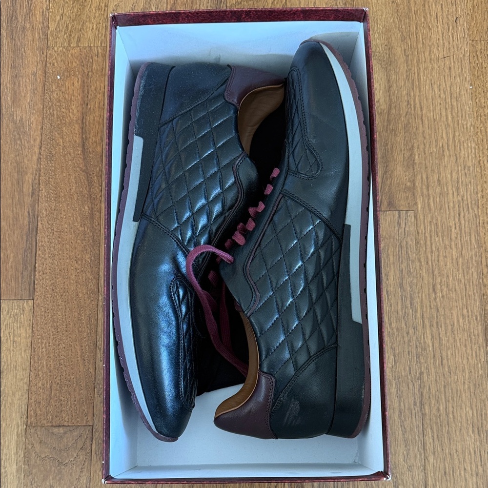 Mezlan Atlantic Black and Burgundy Sneakers with Textured Design